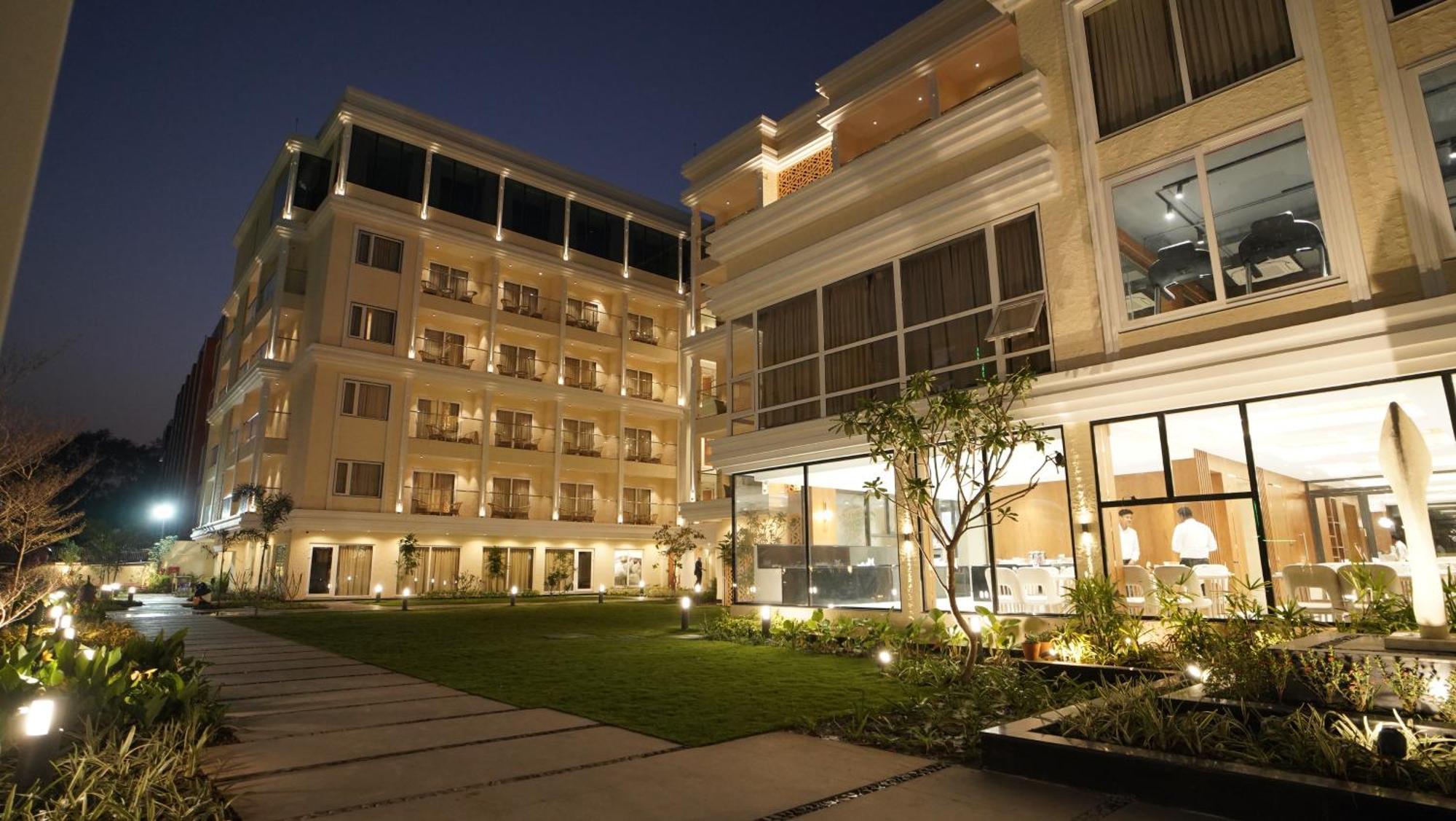 Antique Regency !! Luxurious Hotel In Digha !! 外观 照片
