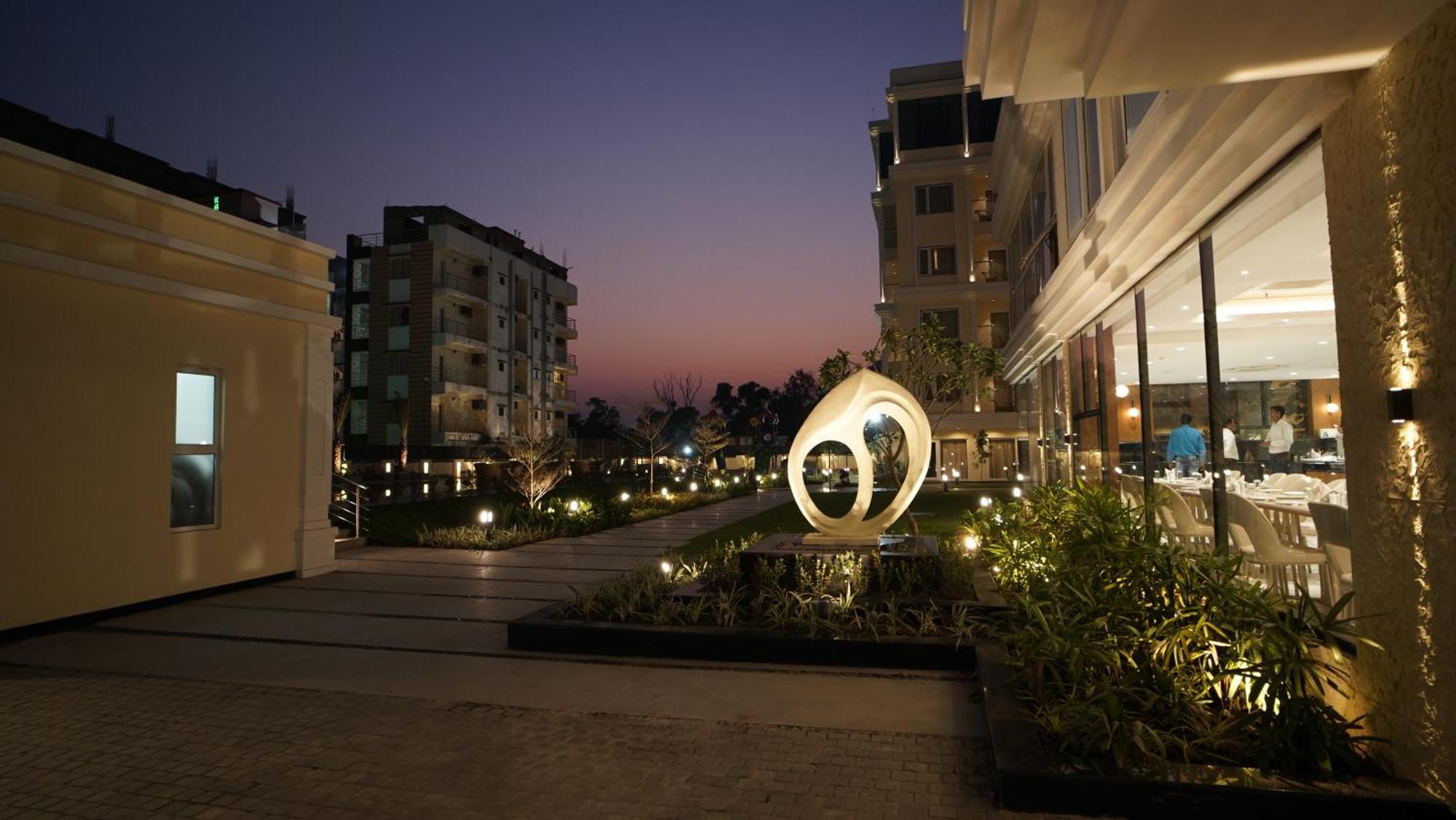 Antique Regency !! Luxurious Hotel In Digha !! 外观 照片